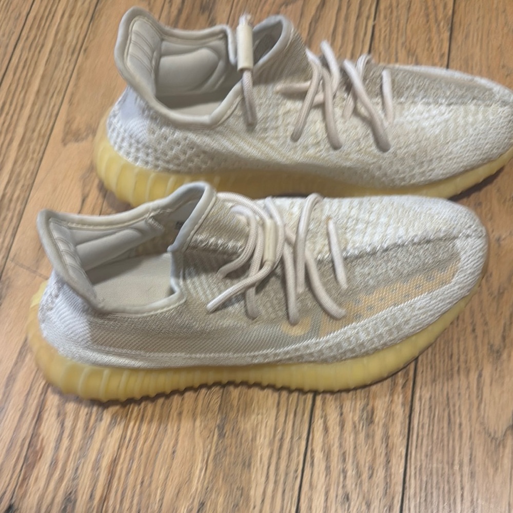 Yeezy Boost 350 V2 Cream White Sneakers